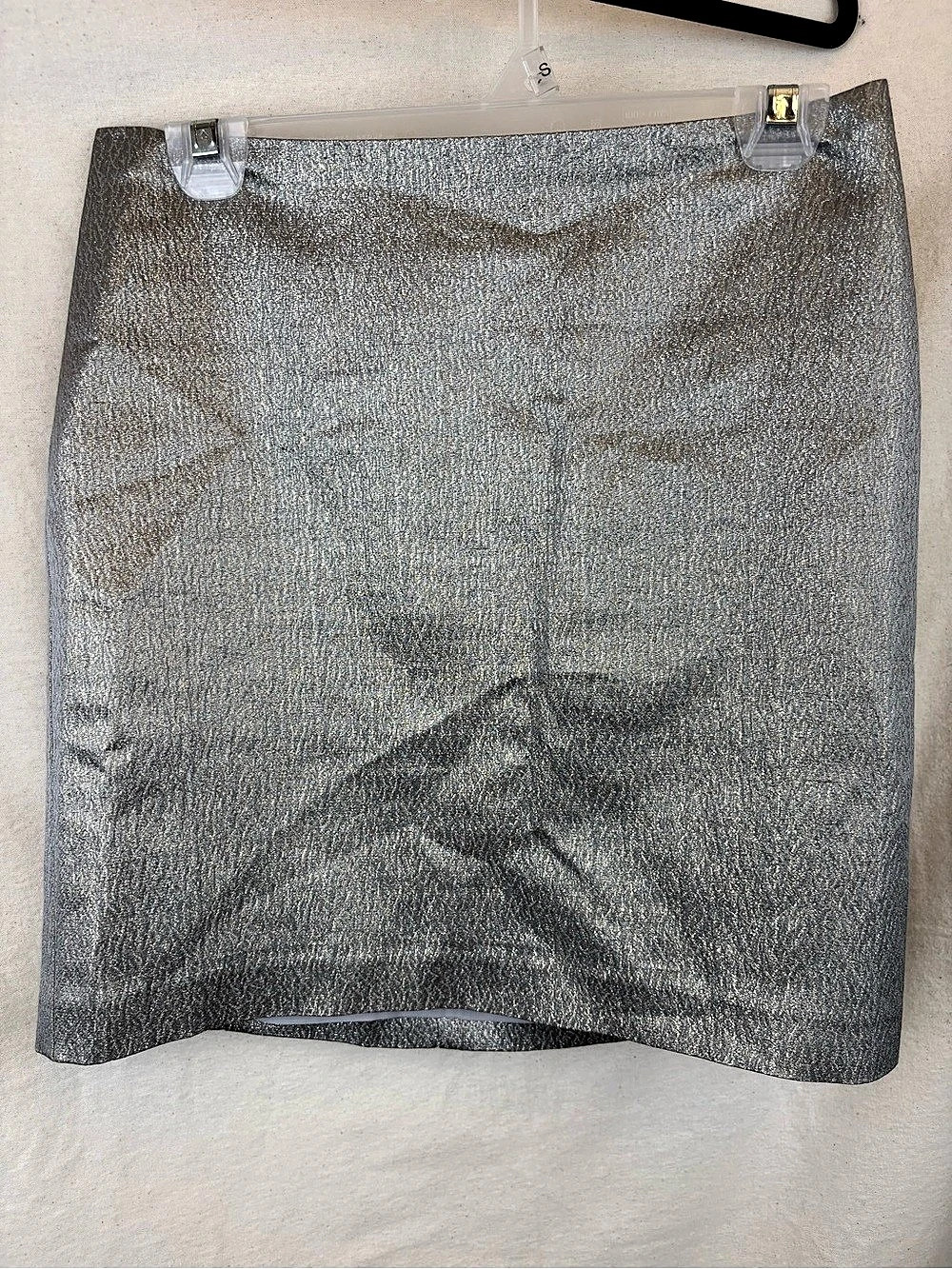 Ann Taylor Metallic Mini Skirt in Silver Size 2 Like New